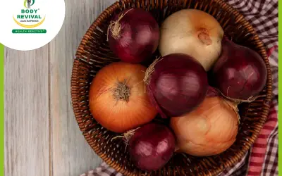 15 Surprising Benefits Of Onions For Health, Skin & Hair